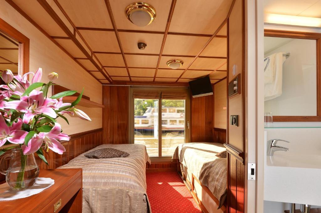 Florentina Boat ปราก ภายนอก รูปภาพ